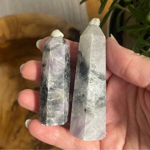 Set of two polished crystal towers kunzite uv reactive